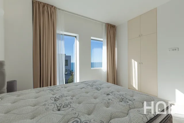 Zu verkaufen, Villa, 375 m², Budva