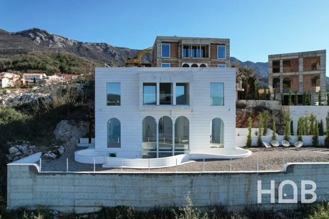 Zu verkaufen, Villa, 375 m², Budva