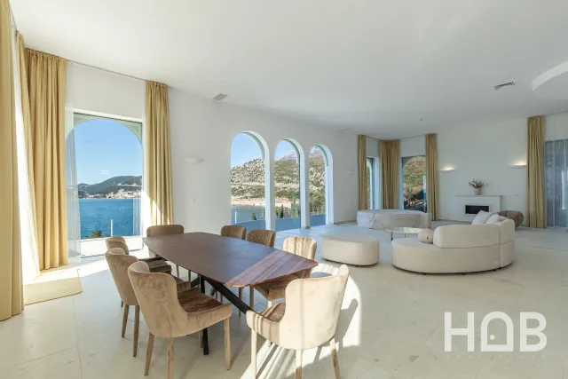 Zu verkaufen, Villa, 375 m², Budva