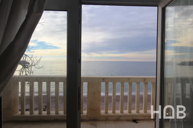 À vendre, Appartement, 80 m², Budva