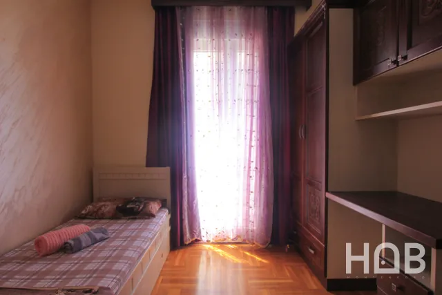 À vendre, Appartement, 77 m², Budva