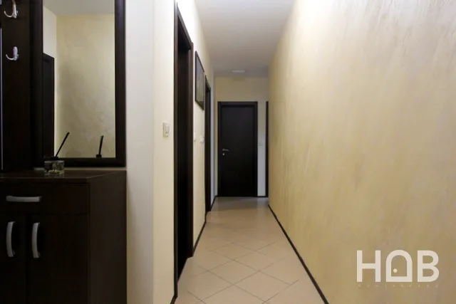 À vendre, Appartement, 77 m², Budva