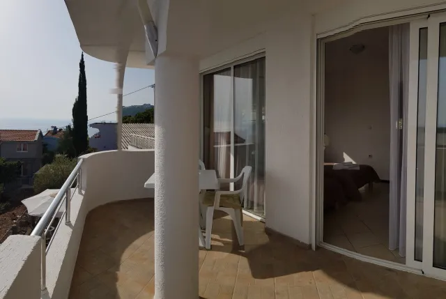 Na prodaju, Stan, 77.62 m², Bar
