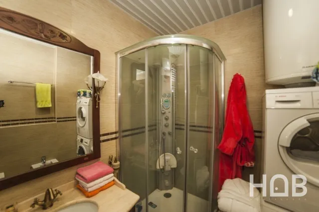 Zu verkaufen, Wohnung, 179 m², Budva