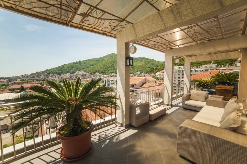 Zu verkaufen, Wohnung, 179 m², Budva
