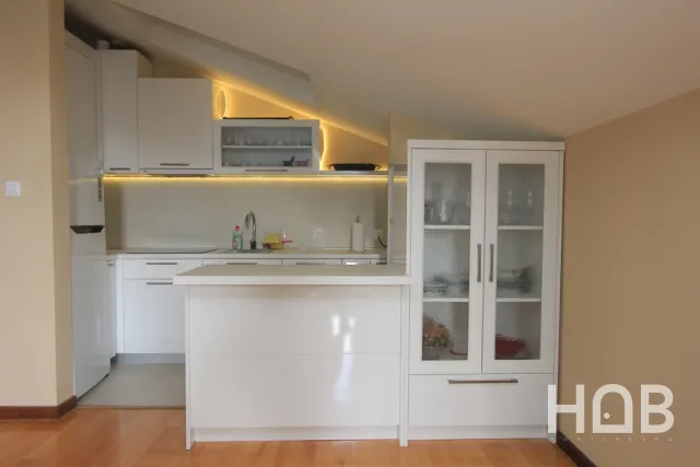 Na prodaju, Stan, 123 m², Budva