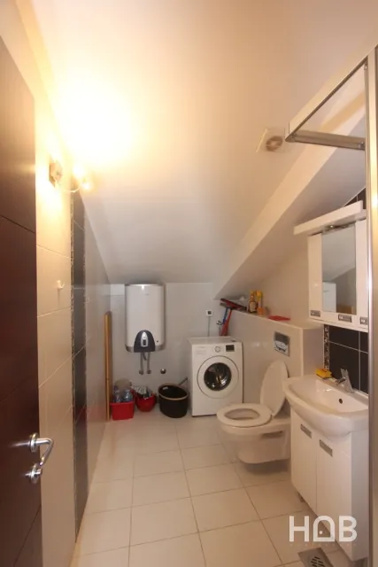Na prodaju, Stan, 123 m², Budva