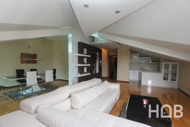 Na prodaju, Stan, 123 m², Budva