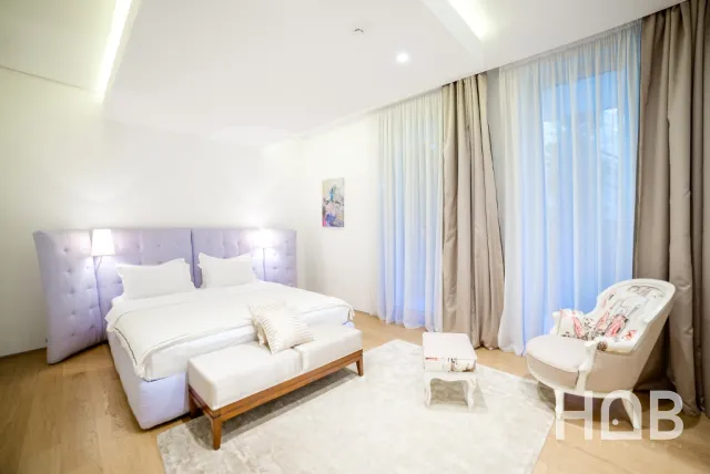Na prodaju, Apartment In New Building, 153 m², Budva