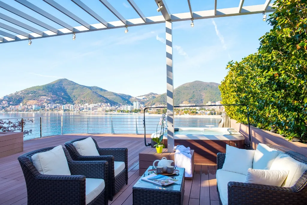 Na prodaju, Apartment In New Building, 153 m², Budva
