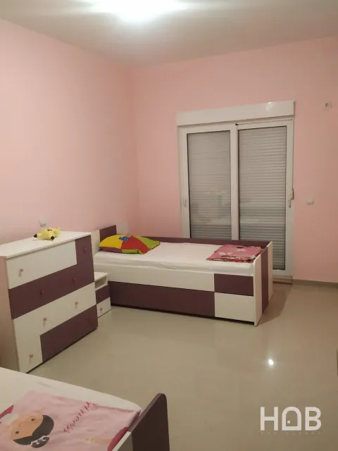 Na prodaju, Stan, 98 m², Ulcin