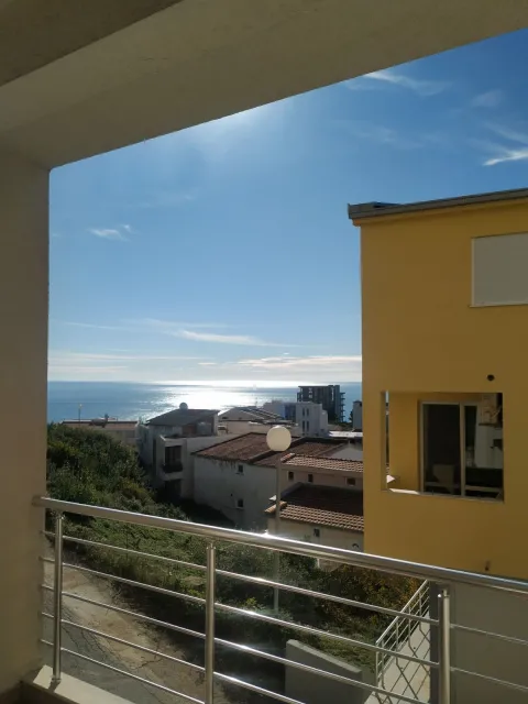 Na prodaju, Stan, 98 m², Ulcin