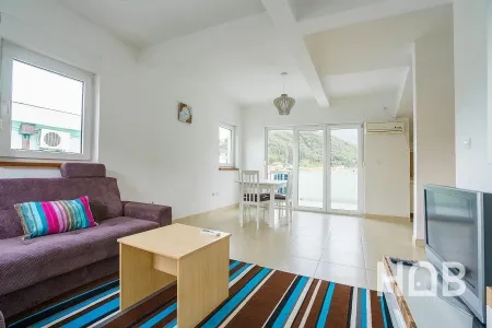 Zu verkaufen, Wohnung, 58 m², Herceg Novi
