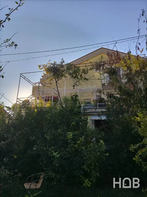 Na prodaju, Kuća, 330 m², Budva