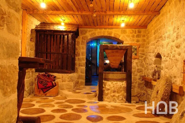 Na prodaju, Hotel, 746 m², Budva
