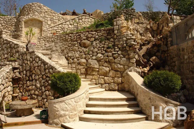 Na prodaju, Hotel, 746 m², Budva