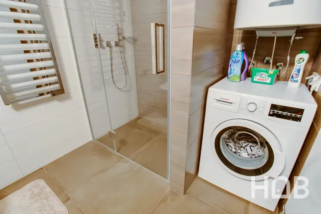 Satılık, Daire, 156 m², Budva
