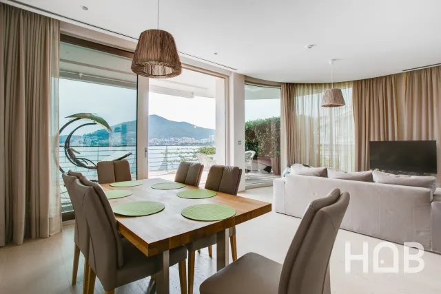 Satılık, Daire, 156 m², Budva