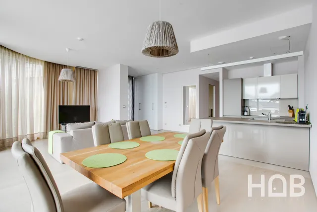 Satılık, Daire, 156 m², Budva