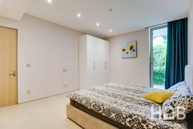 Satılık, Daire, 156 m², Budva