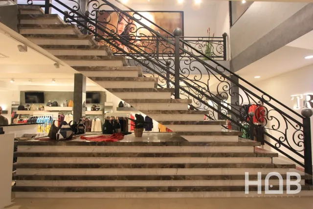 Na prodaju, Commerce Property, 718 m², Budva