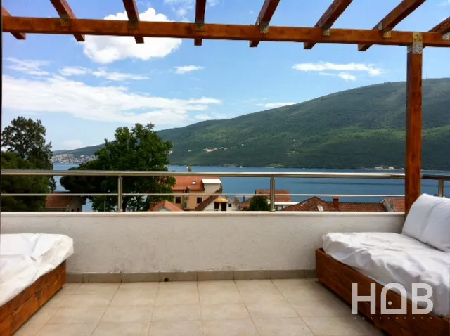 Na prodaju, Stan, 200 m², Herceg Novi