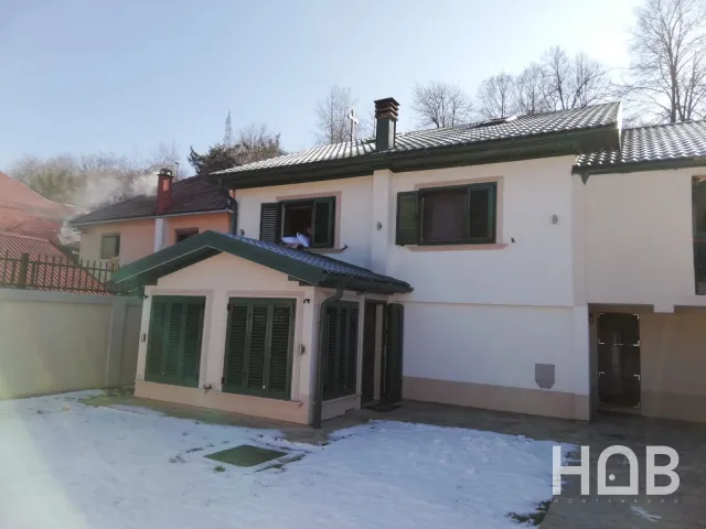 Na prodaju, Kuća, 220 m², Montenegro