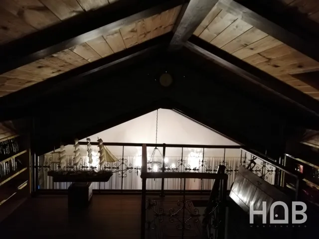 Na prodaju, Kuća, 220 m², Montenegro