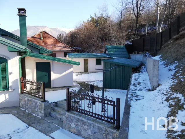 Na prodaju, Kuća, 220 m², Montenegro
