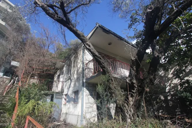 Na prodaju, Kuća, 90 m², Budva