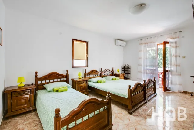 Na prodaju, Hotel, 600 m², Budva