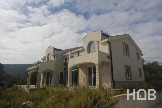 Na prodaju, Kuća, 500 m², Herceg Novi