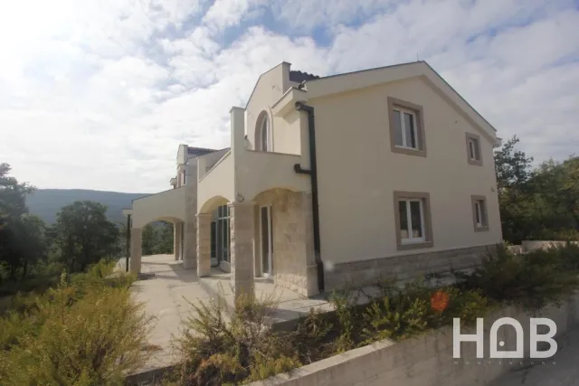 Na prodaju, Kuća, 500 m², Herceg Novi