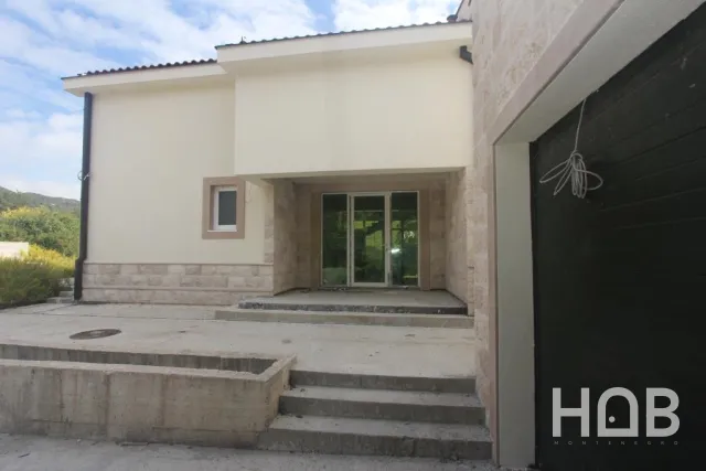 Na prodaju, Kuća, 500 m², Herceg Novi