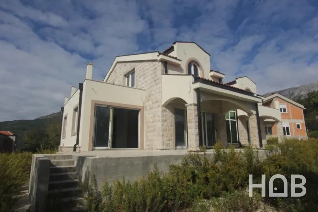 Na prodaju, Kuća, 500 m², Herceg Novi
