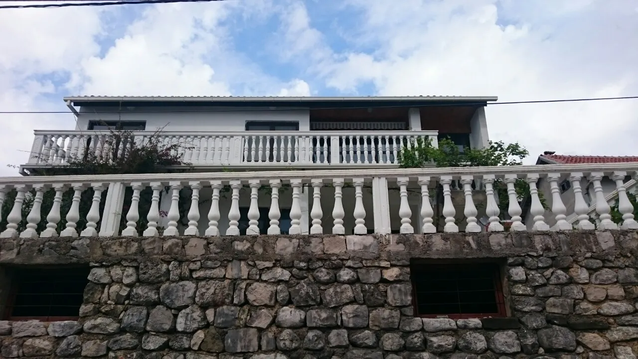 Na prodaju, Kuća, 237 m², Bar