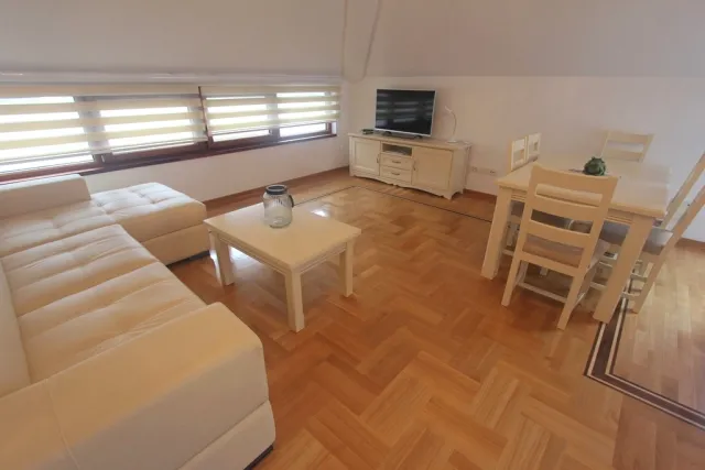 Na prodaju, Hotel, 1000 m², Budva