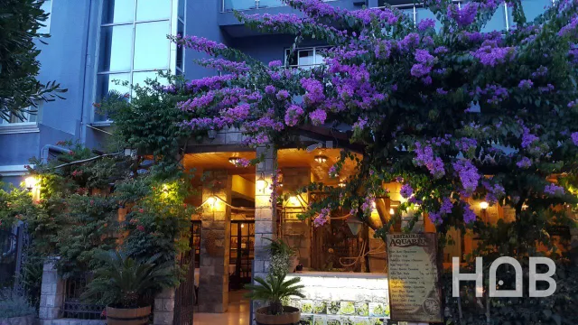 Na prodaju, Hotel, 1800 m², Budva