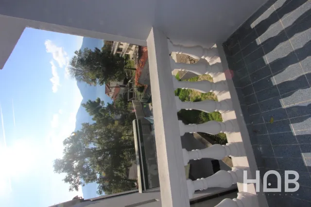 Na prodaju, Kuća, 350 m², Kotor