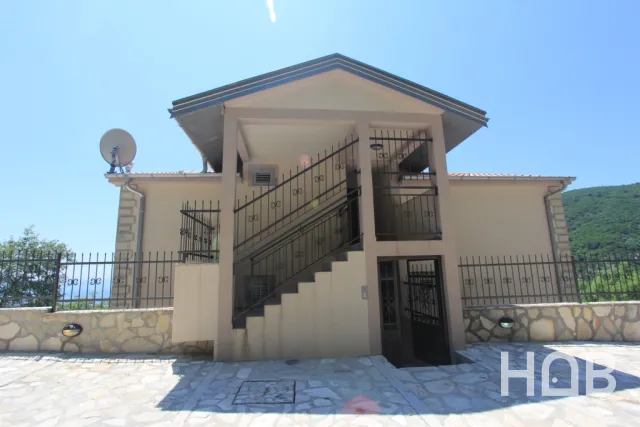 Na prodaju, Kuća, 388 m², Budva