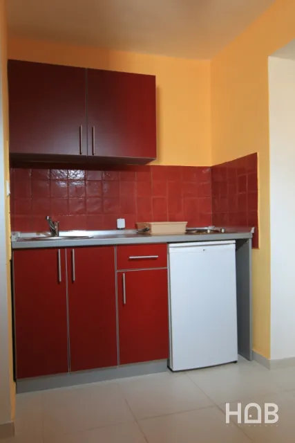 En venta, Hotel, 650 m², Budva