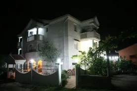 Na prodaju, Hotel, 600 m², Tivat