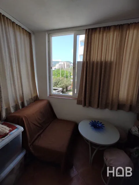 Na prodaju, Stan, 60 m², Budva