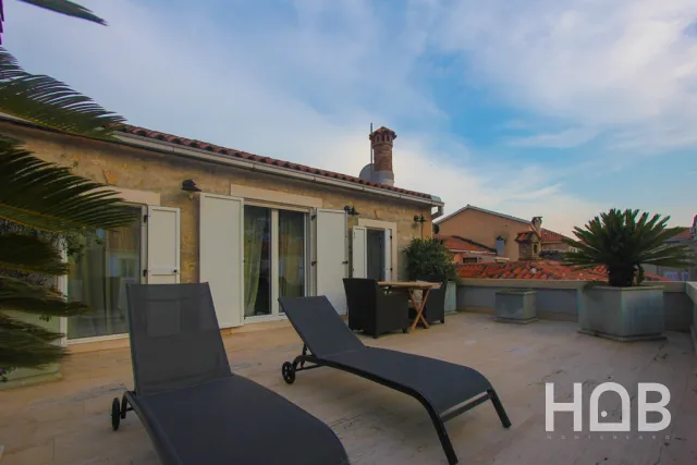 Na prodaju, Stan, 192 m², Budva