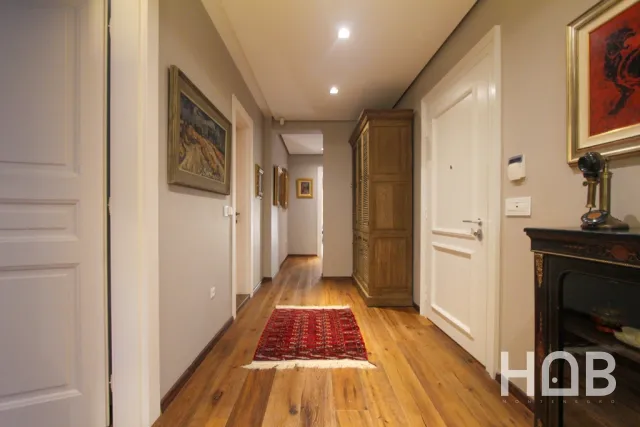 Na prodaju, Stan, 192 m², Budva