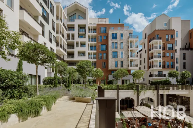 Na prodaju, Stan, 138 m², Tivat