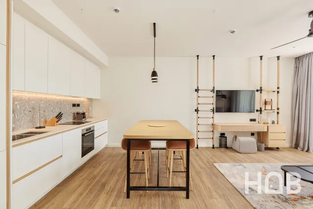 Na prodaju, Stan, 138 m², Tivat