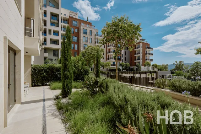 Na prodaju, Stan, 138 m², Tivat