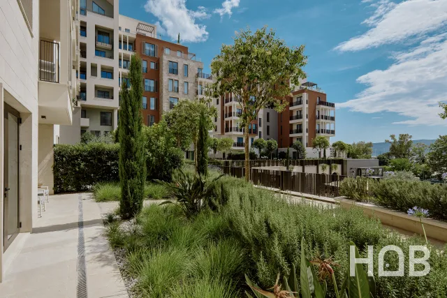 Na prodaju, Stan, 138 m², Tivat