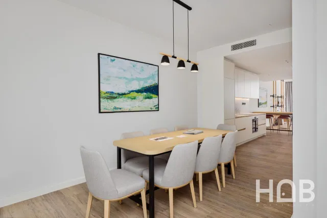 Na prodaju, Stan, 191 m², Tivat